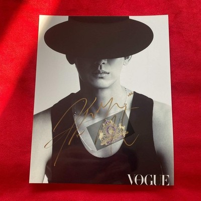   Kim Soo Hyun 10-Inch Autograph   Limited Edition Signed Photo Collectible RARE