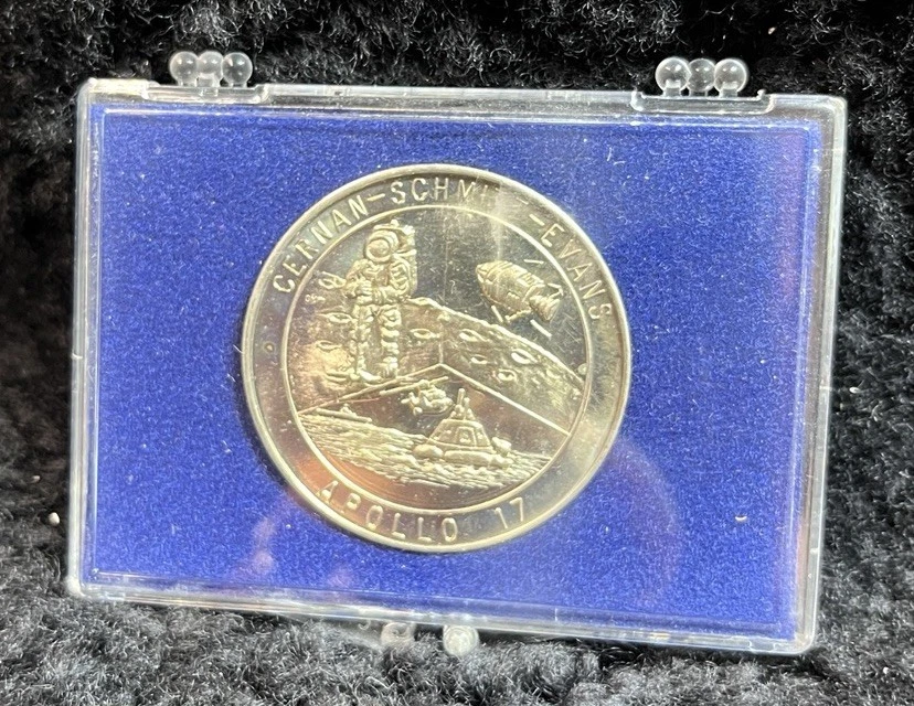 Apollo 17 Medal In Apollo Exploration Mission Collectibles for