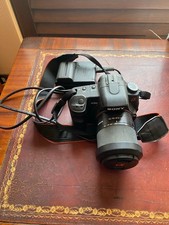 reflex digitale Sony Alpha 200 (Sony α200) con obiettivo Sony 18-70 mm e caricab