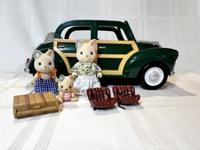 Sylvanian Families Calico Critters Green Convertible Coupe Car COMPLETE SET RARE