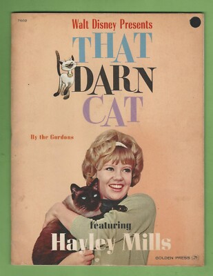 #E.  DISNEY  1965 MOVIE BOOKLET - THAT DARN CAT,  HAYLEY MILLS