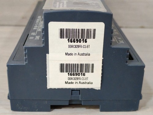 PHILIPS DYNALITE DDRC820FR-CS-BT RELAY CONTROLLER - WITH FILTHY BOX - Picture 9 of 14