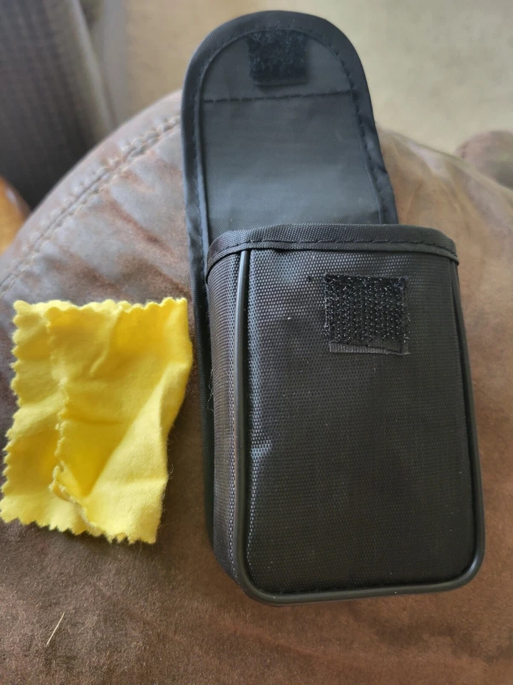 Traveller 8 x 21 Compact Binoculars With Case And Lens Cloth - Image 2 of 4