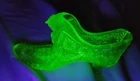 Fenton  Star shoe/slipper Cat Head  URANIUM GLOW!