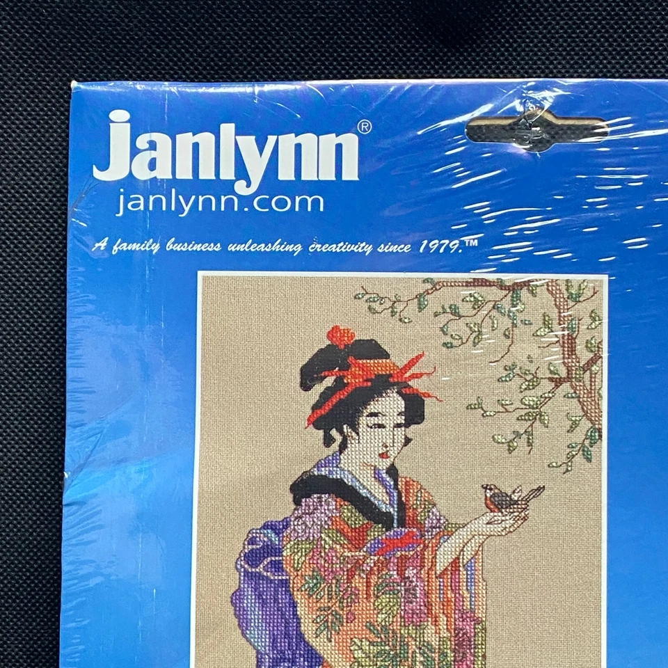 Kit de punto de cruz contado "Geisha" de Janlynn - Kit diseñado por Nancy Rossi 2002 Foto 2 de 4