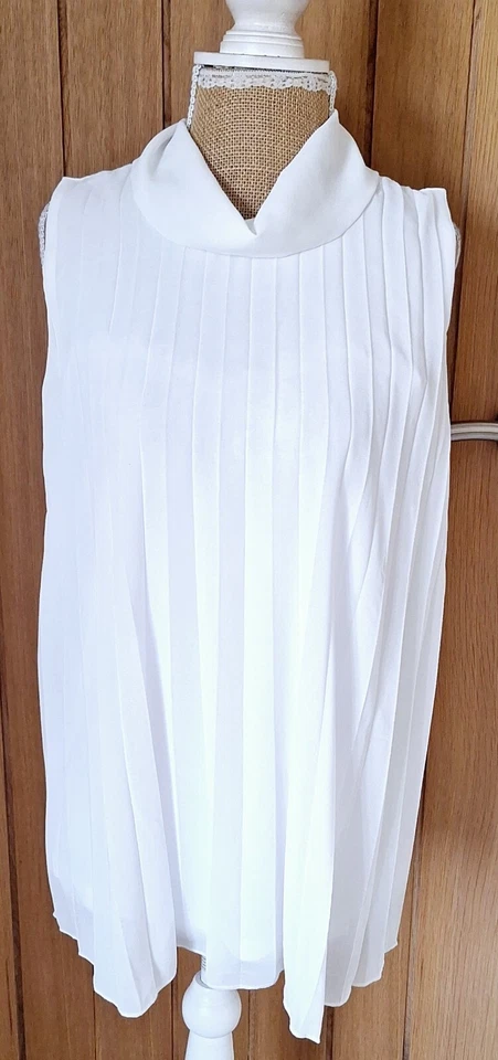 Pantalones y Blusa Bruno Banani & Bodyflirt Damas Negro Blanco Talla 10 Nuevos con Etiquetas  Foto 2 de 4