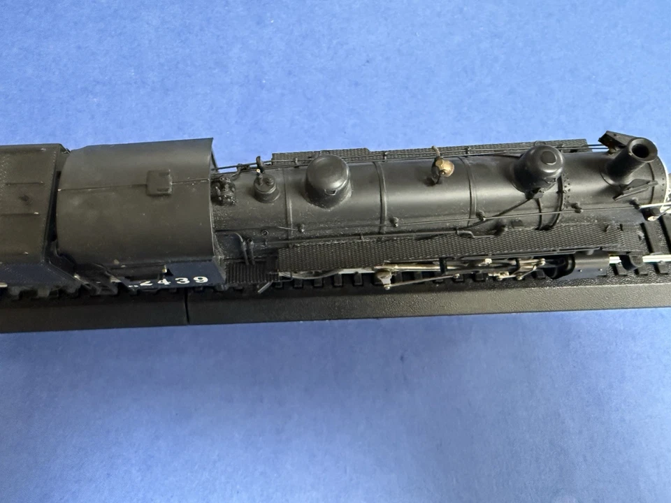 Tenshodo HO #142 Class P-5 4-6-2 Southern Pacific #2439 Factory Painted USED - Image 4 of 4