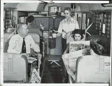 1957 Press Photo Passengers aboard Forest Park's luxury motorbus. - afa60324