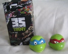 35 Years Of TMNT Teenage Mutant Ninja Turtles Leo & Raph Salt & Pepper Shakers