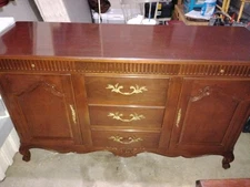 1970s Thomasville Louis the 15th French provincial buffet server