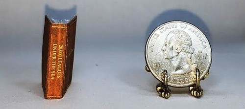 1:12 SCALE MINIATURE BOOK 20,000 LEAGUES UNDER THE SEA JULES VERNE - Picture 2 of 5