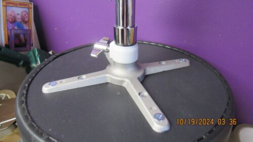 Taburete de tambor PDP by DW Gravity Series 710R 12" tapa redonda ligero trono gris - Imagen 3 de 6
