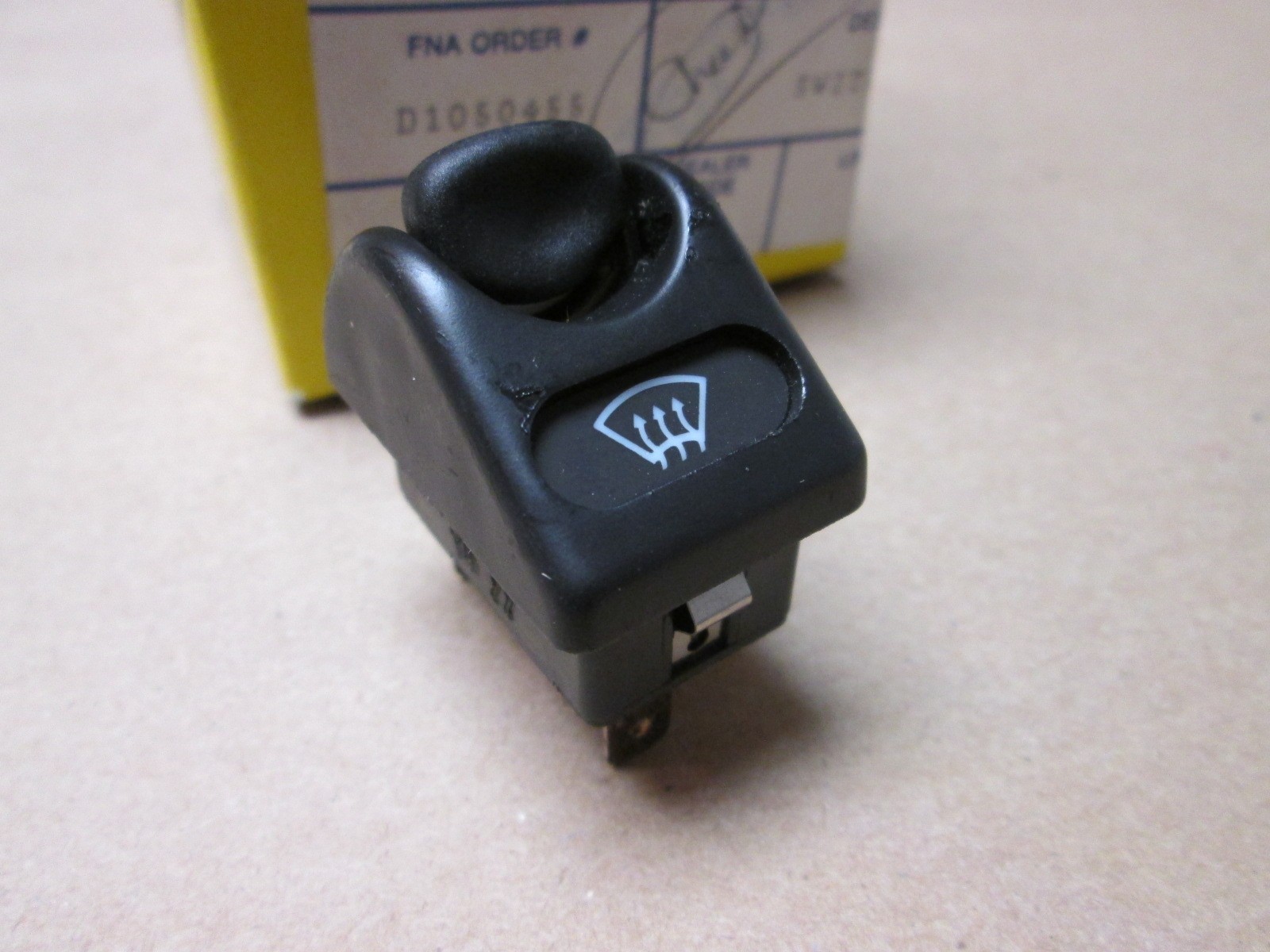 Ferrari F50 - Windshield Defrost Switch # 165264
