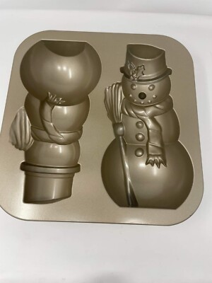 Williams Sonoma 3D Snowman Cake Pan By Nordic Ware Non-stick Cast Aluminum