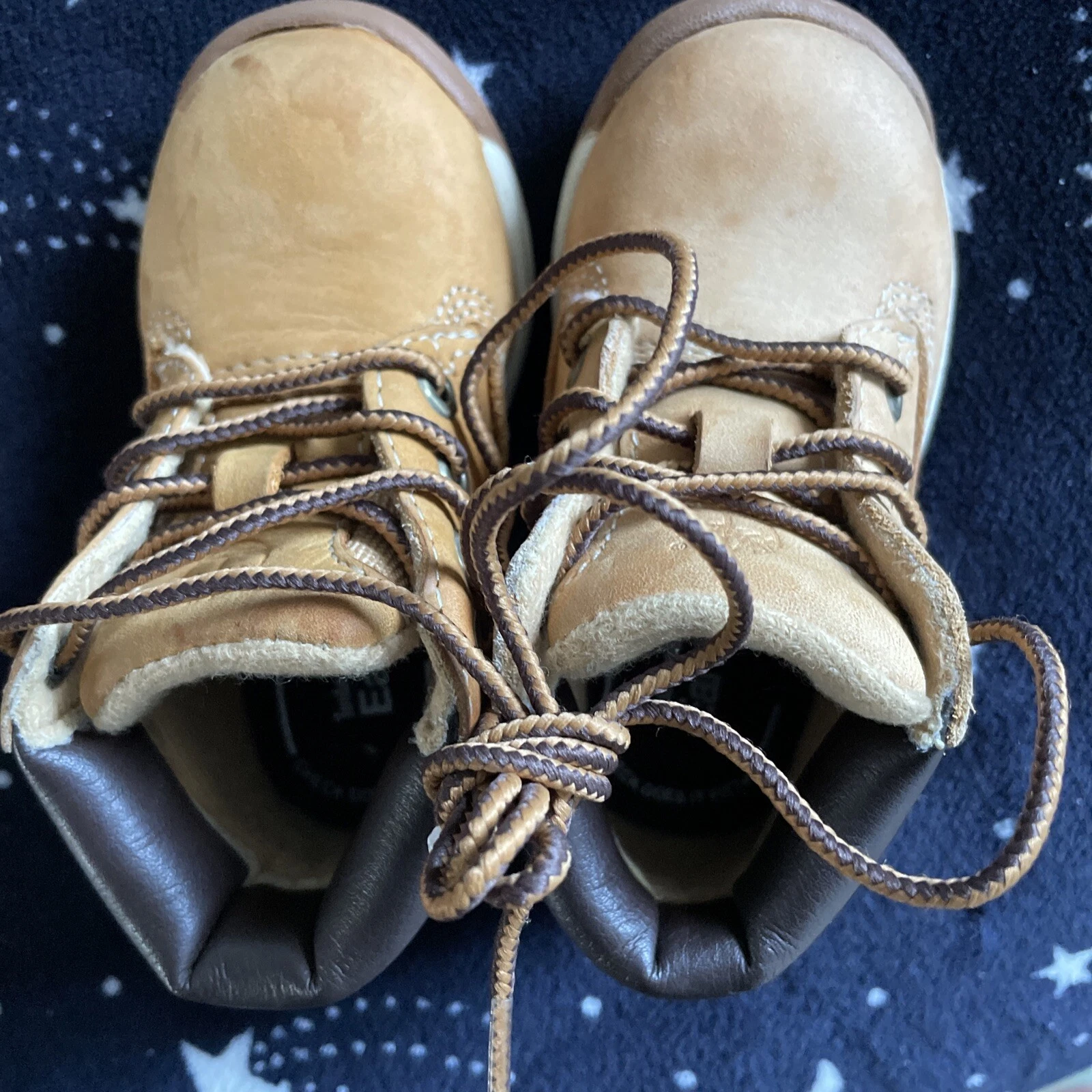 Cute Timberland Earthkeepers Yellow Nubuck Lace Up Boots size 2.5 Toddler