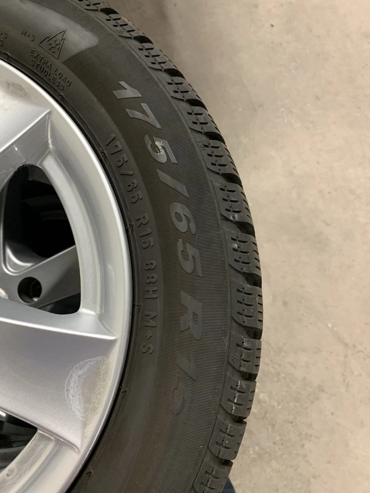 4 alu winterkompletträder 175/65 /15 Pirelli Reifen Dot 2018 - Bild 2 von 4