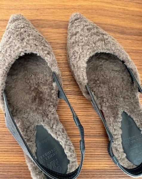 Women Brunello Cucinelli Mules Beige Fur 39