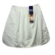 Vanity Fair Womens Half Slip Medium White Style 11-717 Double Slit Tricot A-Line