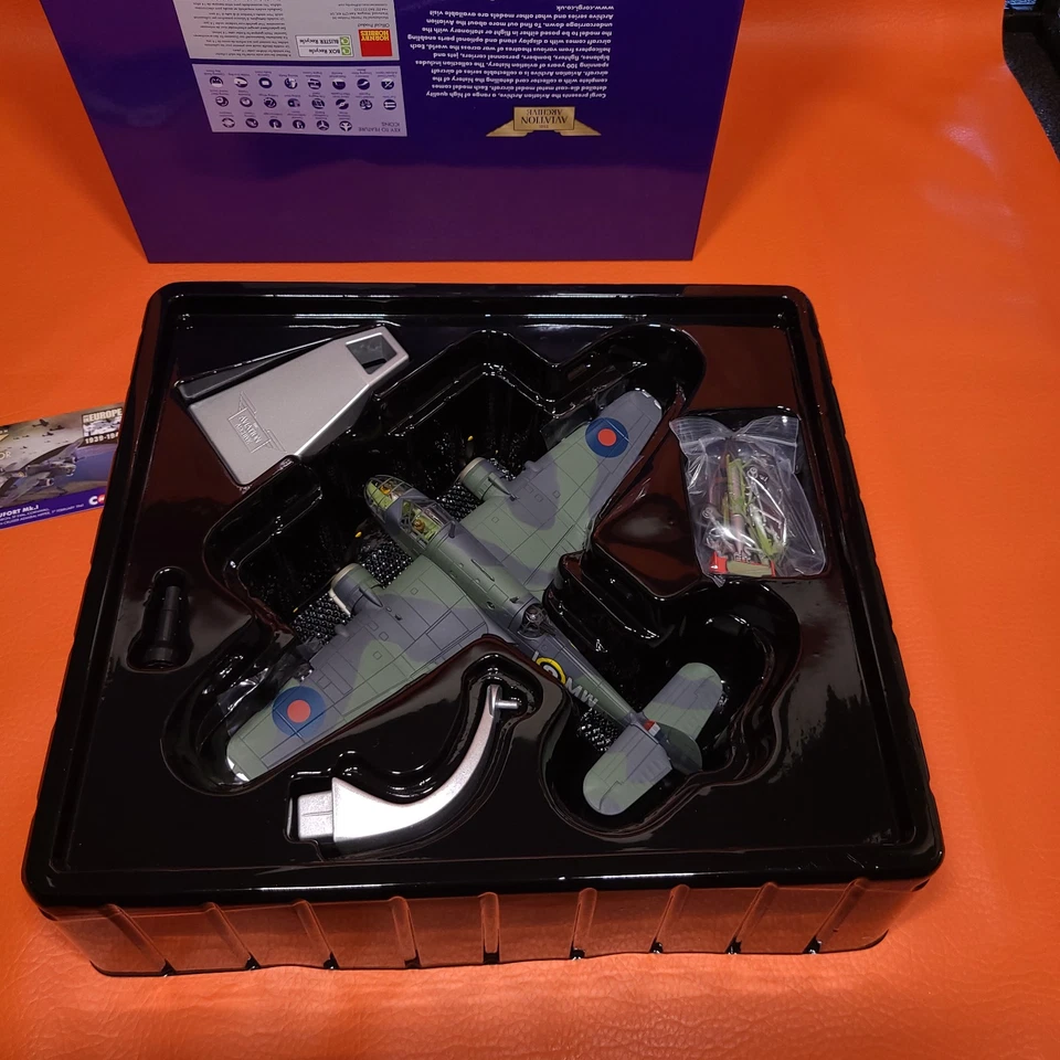 Corgi escala 1/72 AA28902 Bristol Beaufort MK1 RAF 217 SQDN Cornwall Die Cast Foto 2 de 4