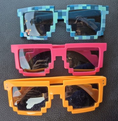Lot Of 3 Unbranded, Adult Novelty Plastic Sunglasses (T1)