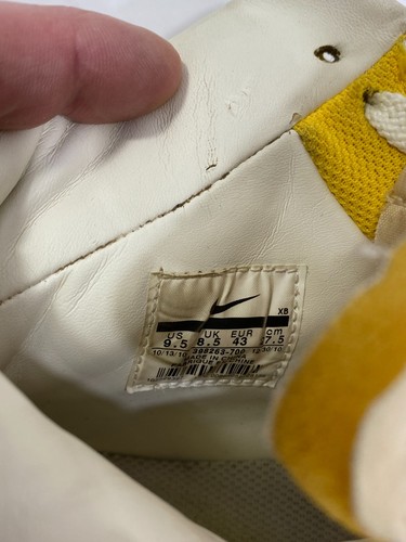 Nike Hombre Zapatos Deportivos, Talla 9.5 EE. UU., Amarillo, Usados - Imagen 9 de 15