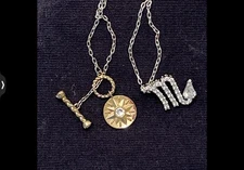 Swarovski Sparkly Zodiac SCORPIO Silver Pendant Necklace & Gold Medallion Toggle