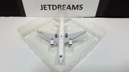 1/400 AEROUNION MEXICO BOEING 767-200 / 200ERF XA-LRC 2020'S COLORS AEROCLASSICS - Picture 10 of 10