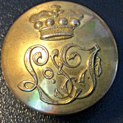 Ein Baron s Livery Knopf mit Monogramm. 25mm.  (CC 100)