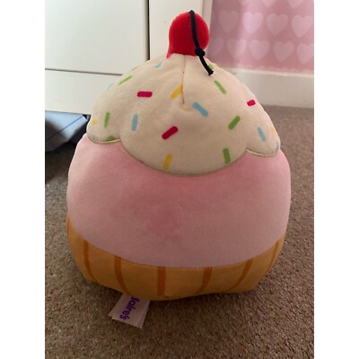 4611687355898379408.jpeg Clara the Cupcake Squishmallow main image 2