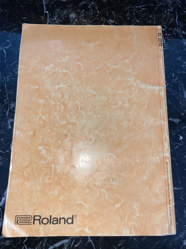 Roland E-28 Intelligent Keyboard Original Reference Manual Owner's Manual Book. - Image 3 of 4