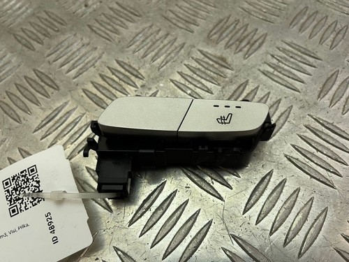 Mercedes-Benz GLC X253 C253 2018 Schalter Sitzheizung A2139057502 UTO48925