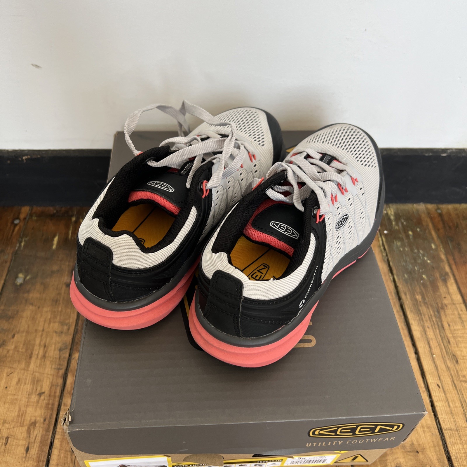 Sneakers e scarpe da ginnastica donna KEEN Utility Vista Energy (Comp Toe) 5w nuove