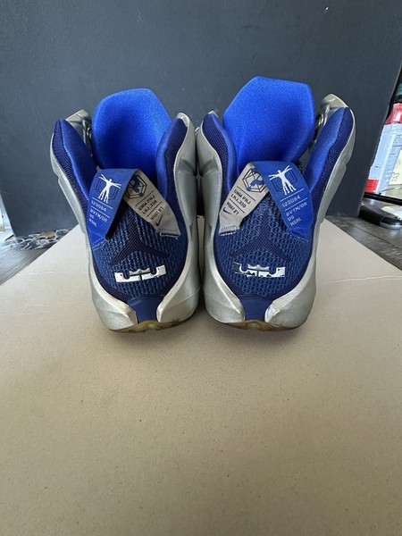 Nike LeBron 12 Tenis Deportivos para Hombre Azul/Plata 684593-410 Talla 12 5
