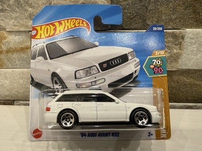 Hot Wheels  94 Audi Avant RS2 weiß Throwback OVP
