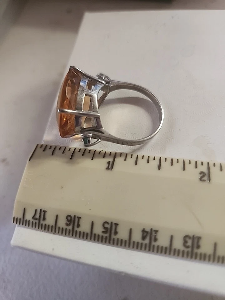 Anillo de topacio de plata de ley Foto 4 de 4