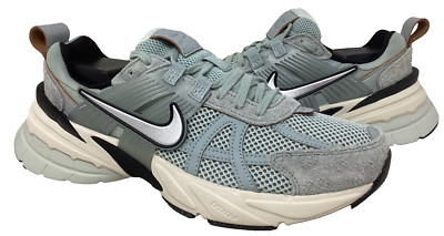 Nike Women's V2K Run Lace Up Shoes Light Pumice/Black/Chrome Size:7.5 121W