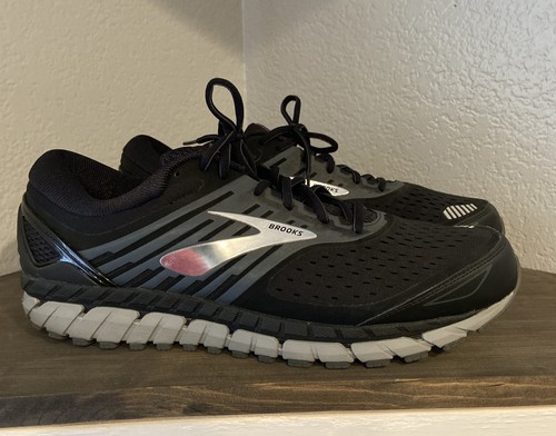 kyrie pink spongebob