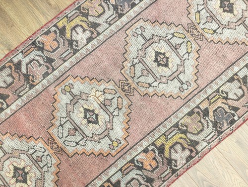 Dusty Rose Oushak Runner, Vintage Turkish Rug, Rustic Kitchen Decor, 3.4x9.4 Ft - Picture 6 of 13
