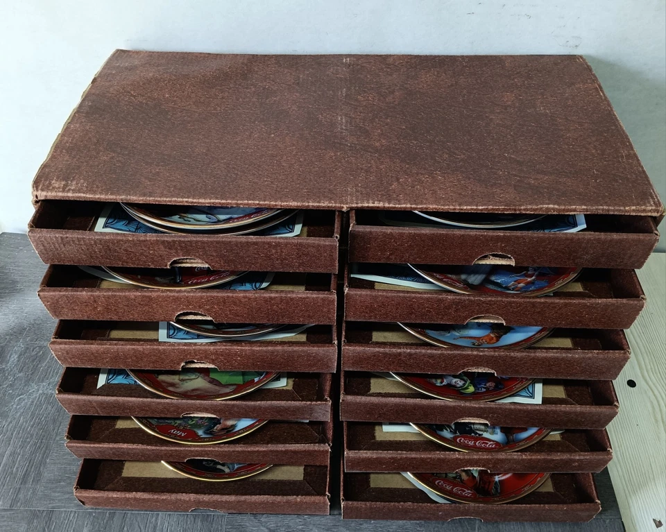 Vintage Coca-Cola Days Collector's Plates Perpetual Calendar Bradford Exchange - Image 2 of 4