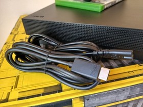 Microsoft Xbox One X 1TB Bundle [Please Read Description]