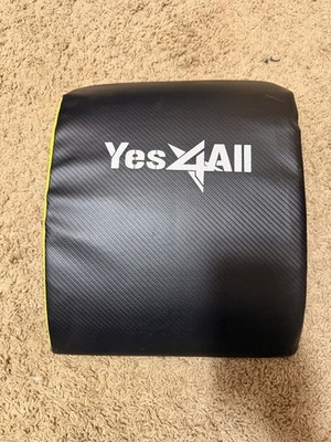 Sit up mat with yellow streaks on the side, Great for workouts