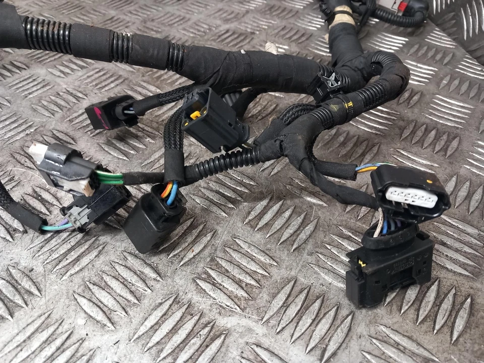 Ford Kuga Mk3 Engine Wiring Loom 2.0L Diesel LX6T12C508UJE 2020 - Image 2 of 4