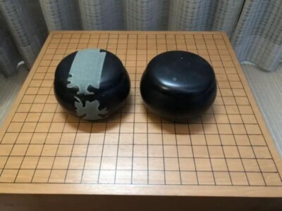 Go Board Japanese Vintage with 4 legs Igo goban Width 43cm × Height 19cm