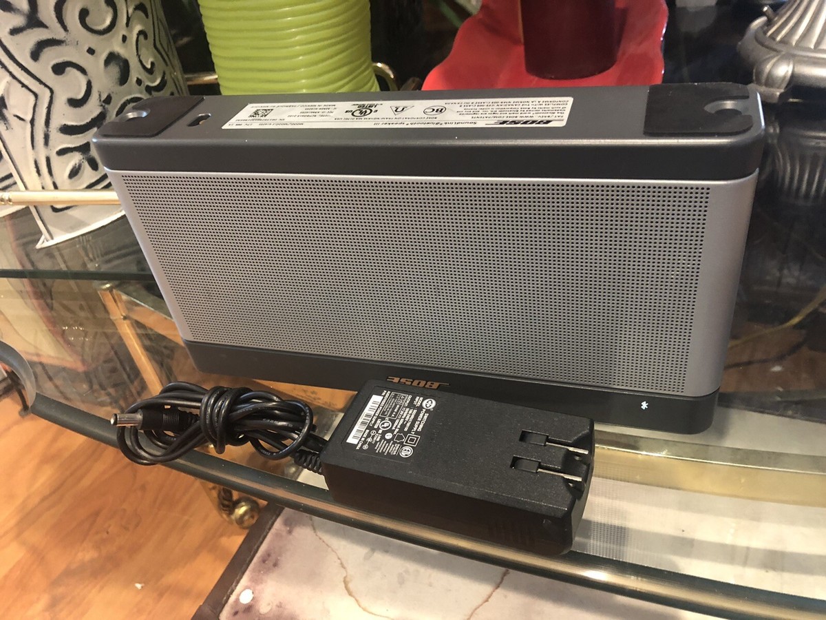Bose Soundlink III Bluetooth Speaker - Silver -w Bose Adapter Bose