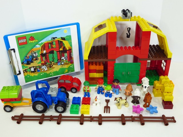 Lego 5649 Duplo Legoville Big Farm Retired Set Cow Tractor Barn
