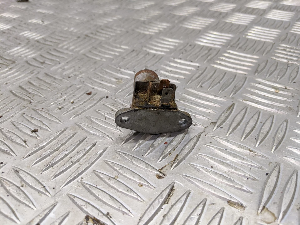 MORRIS MINOR 1000 1965 DIM DIP HEADLIGHT SWITCH - Image 3 of 4