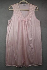 Vanity Fair Vintage Sleeveless Lace Trim Nylon Gown-Size Medium
