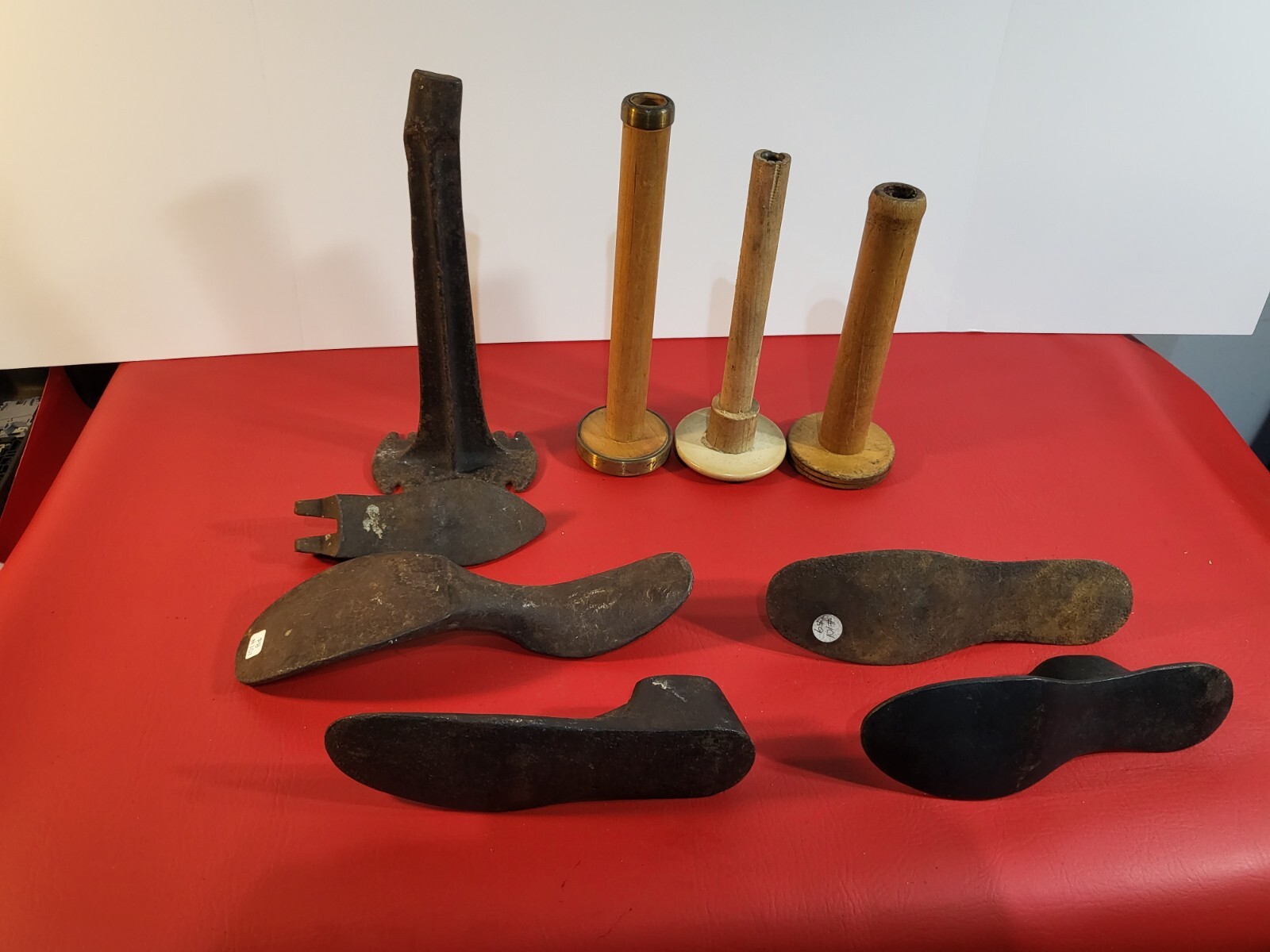 5 Cast Iron cobblers stand shoe primitive tool set Mold Repair Maker eBay