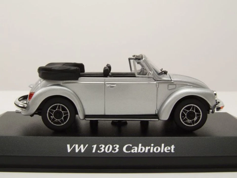 VW 1303 Maggiolino Cabrio 1979 Argento Modellino 1:43 Maxichamps - Immagine 4 di 4