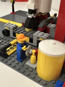 LEGO City Space Centre 3368 2011 100% COMPLETE Retired W/box & Manual & Minifigs